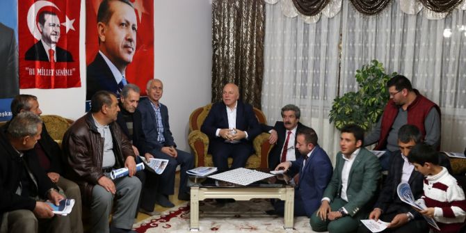 Başkan Sekmen Ev Toplantılarında Yeni Hükümet Sistemi’ni Anlatıyor