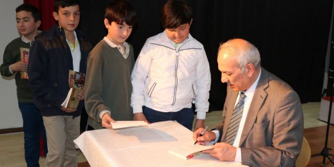 Yozgat’ta Yazarlar Öğrencilerle Buluştu