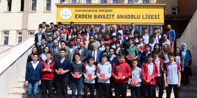 Mahçiçek: "Makamlar Gelir, Gider. Kalıcı Olan Arkanızdan Dua Bırakmaktır"