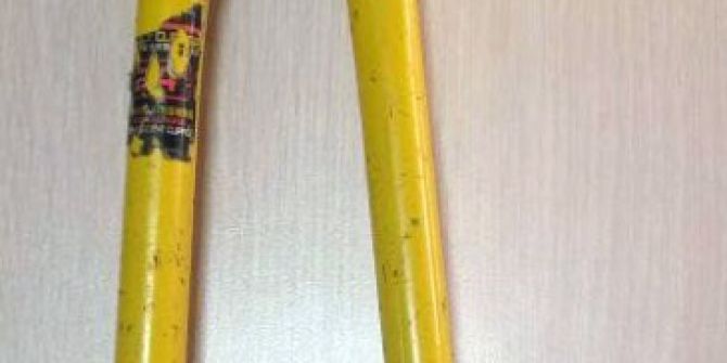 Demir Kesme Makasını Pantolonunun İçine Saklayıp Bisiklet Çaldı