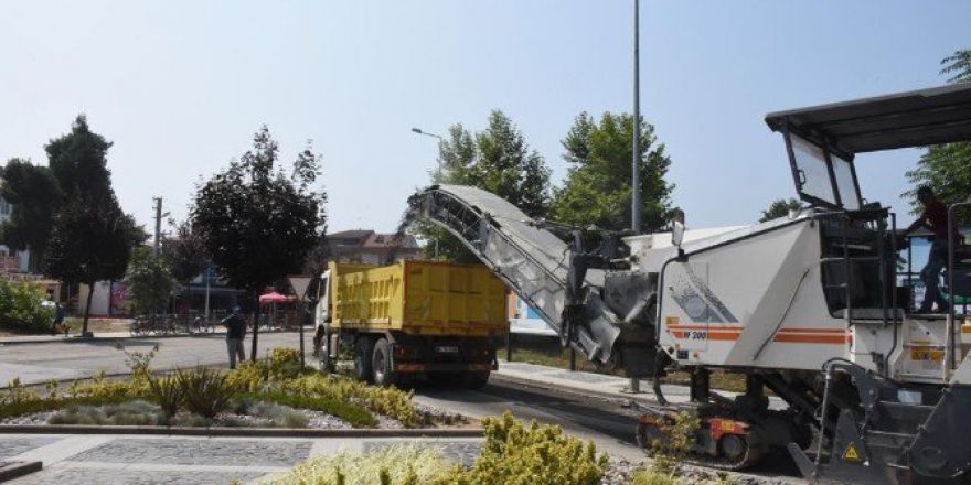Düzce’de Kuyumcuzade Bulvarı Asfalta Hazırlanıyor