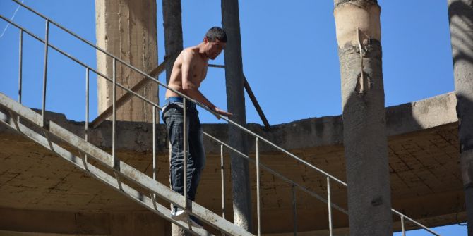 İntihara Kalkışan Genci Belediye Başkan Yardımcısı İkna Etti