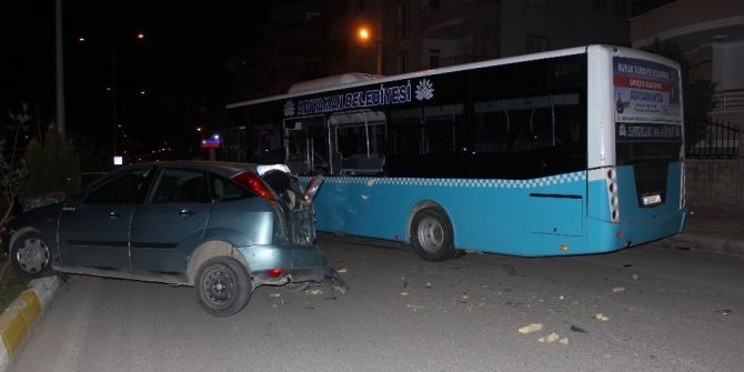 Adıyaman’da 6 Araç Birbirine Girdi: 3’ü Polis 4 Yaralı