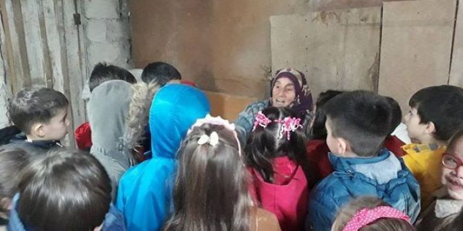 Minik Öğrenciler Su Değirmenini Gezdi