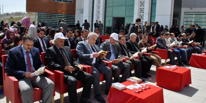 Neü’de Kitap Okuma Etkinlikleri Devam Ediyor