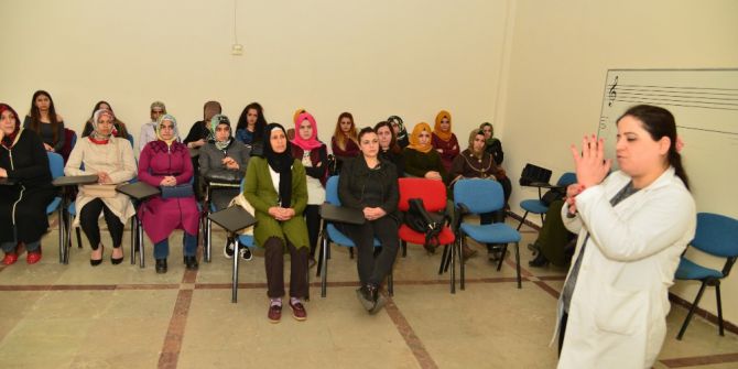 Kadınlar Cilt Bakımı Ve Makyaj Konusunda Uzmanlaşacak