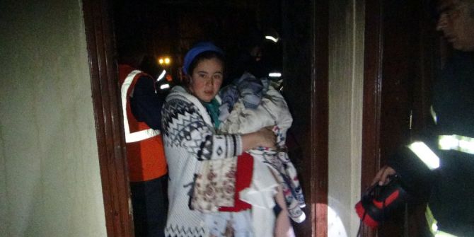 Bahar Temizliği Genç Kızı Çeyizinden Etti