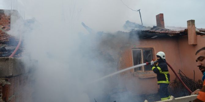 Lüleburgaz’da Ev Yangını