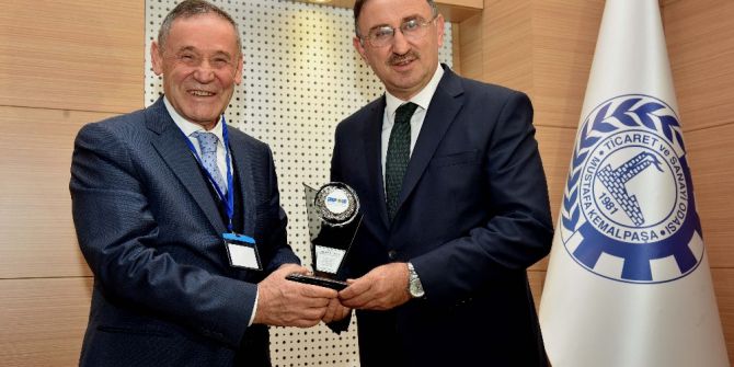 Sanayicilerden Kurtulan’a Ödül