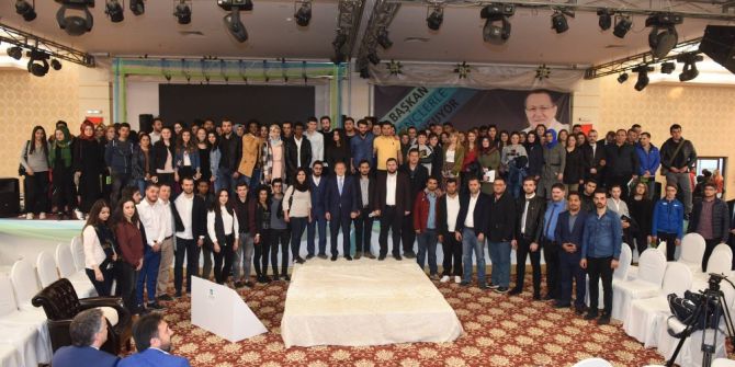 Başkan Uğur Gençlerle Buluştu