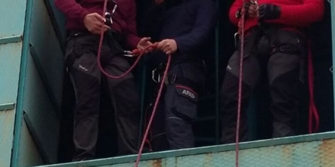 Umke Personeline İple İniş Ve Tırmanış Eğitimi