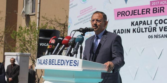 Çevre Ve Şehircilik Bakanı Mehmet Özhaseki: