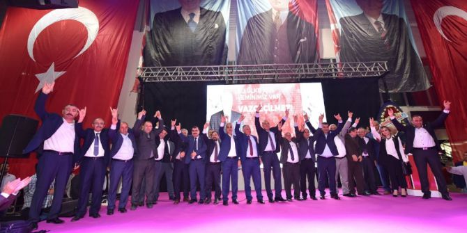 Başkan Sözlü: “Adana’nın Yeri Lider’in Yanı, Sözü Lider’in Sözüdür”