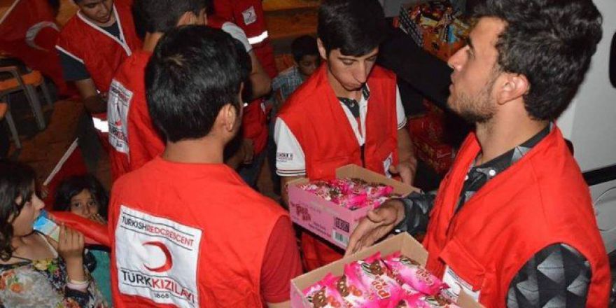 Kızılay’dan Demokrasi Nöbetine Destek