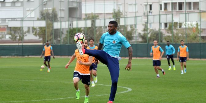 Safet Susic: "Gaziantep Deplasmanı Zorlu Geçecek"