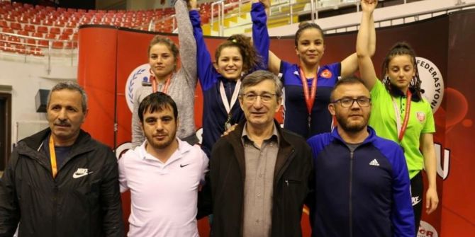 Adıyaman Belediyesi Güreşçileri Türkiye’yi Temsil Edecek