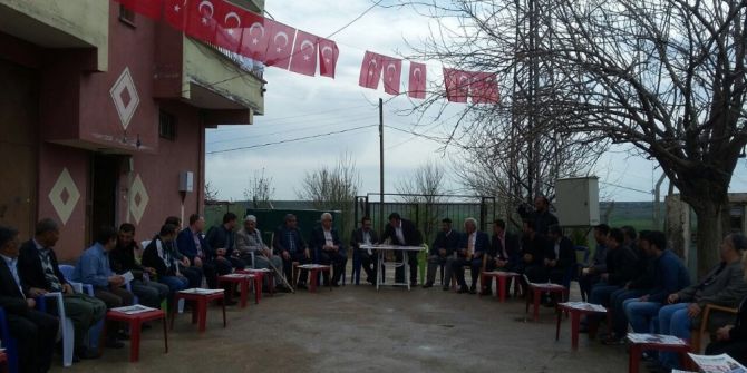 Gezer’e Türk Bayraklı Karşılama