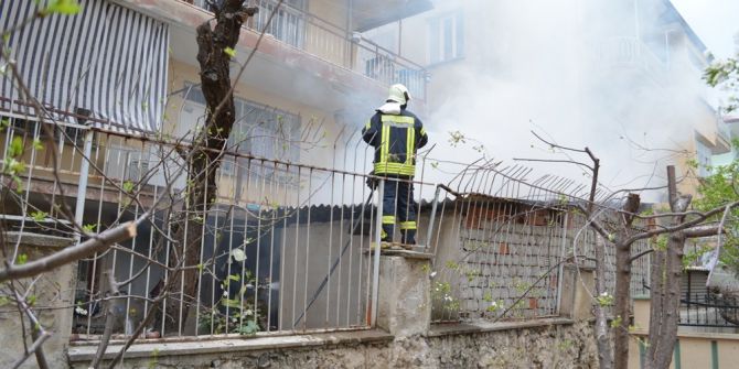 Kula’da Korkutan Yangın