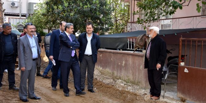 Nazilli’de Yollar Standartlara Uygun Kilitli Parke Taşı İle Döşeniyor