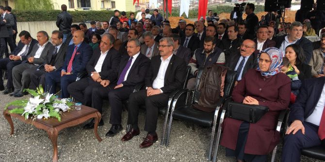 Sancaktepe’de 40 Derslik Yeni Bir Okulun Temeli Atıldı