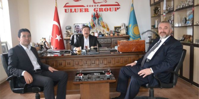 Türksoy Genel Sekreteri Dusen Kaseinov, Uluer’i Ziyaret Etti