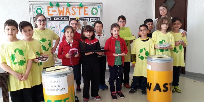 Cemil Alevli Kolejinden “Elektronik Atığı Getir Keki Götür” Projesi