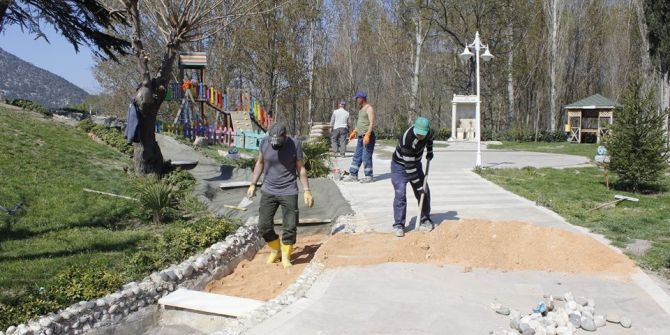 Şehit Ömer Halisdemir Parkında İyileştirme Çalışmaları Başladı