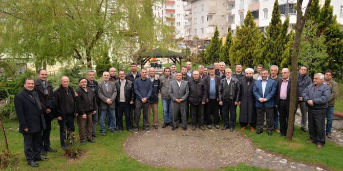 Başkan Yağcı Ve Yıldırım Sabah Namazı Sonrası Cami Cemaati İle Kahvaltıda Buluştu