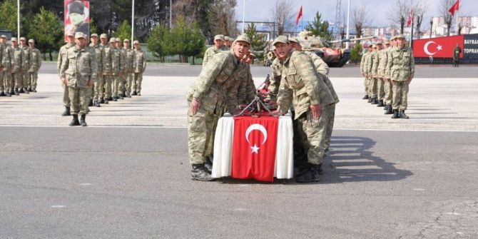 Sivas’ta Acemi Erlerin Duygusal Yemin Töreni