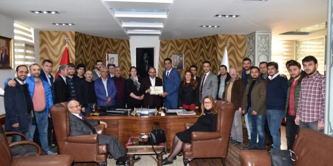 Başkan Üzülmez, Kocaeli İnşaat Mühendisleri Odası Yönetimini Ağırladı