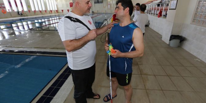 Türkiye Görme Engelli Yüzme Milli Takımı, Sivas’ta Kamp Yapıyor