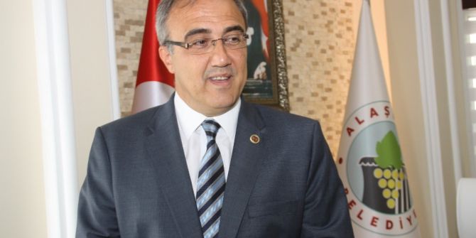 Alaşehir’de Kütüphanesiz Okul Kalmayacak