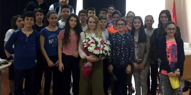 Drama Eğitmeni Bahar Gürey, Aydın Bahçeşehir Kolejinde