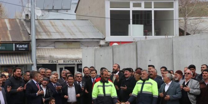 Tutak Belediyesi Havaların Isınmasıyla Birlikte Çalışmalara Yeniden Başladı