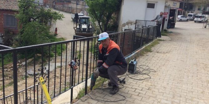 Burhaniye Köylerine Belediye Eli Değiyor