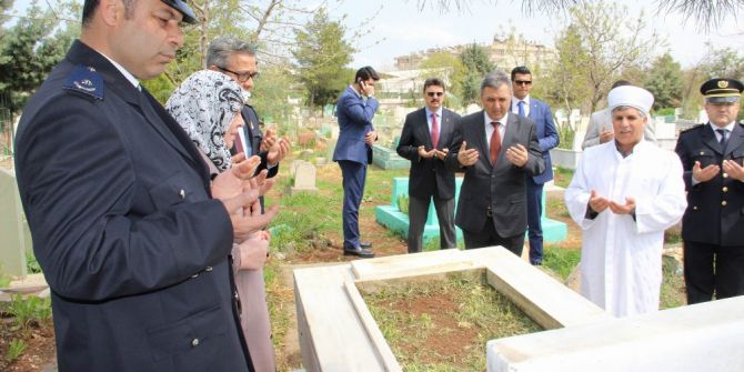 Emniyet Müdürü Aslan’dan Şehit Mezarlarına Ziyaret