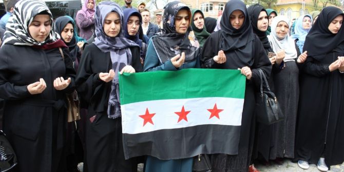 İhh İnsani Yardım Vakfı, İdlib Saldırısını Protesto Etti