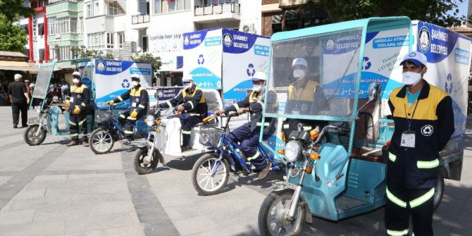 Şahinbey Belediyesi 13 Karton Toplayıcıyı Bünyesinde Aldı