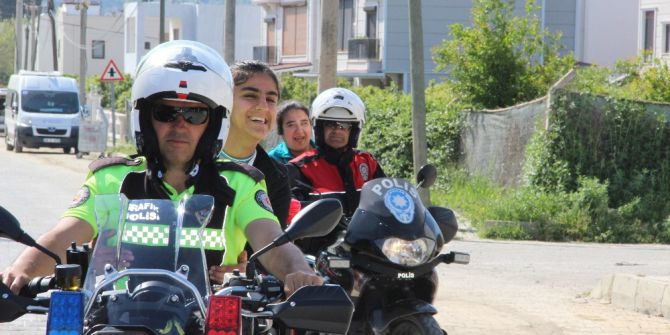 Engelli Öğrenciler Polis Oldu