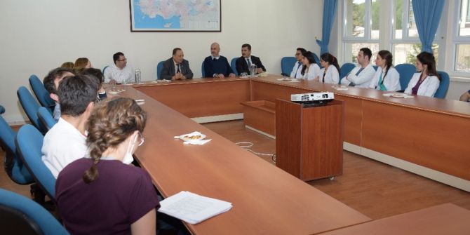 Esogü Diş Hekimliği Fakültesi’nde Uzmanlık Öğrencileri İçin Tanışma Toplantısı