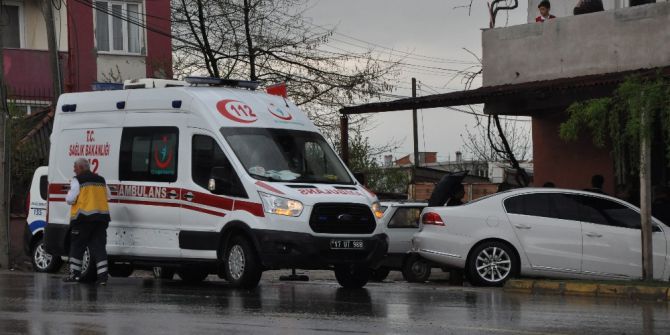 Çanakkale’de Trafik Kazası: 3 Yaralı