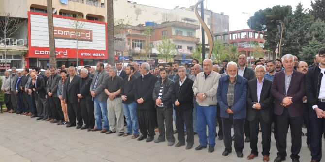 İslahiye’de İdlib’de Hayatını Kaybedenler İçin Gıyabi Cenaze Namazı Kılındı