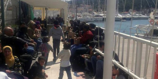 Çeşme’de 60 Kaçak Göçmen Yakalandı