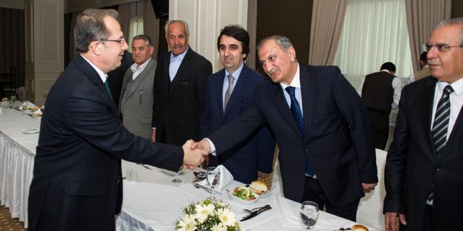Vali Taşyapan, Aşiret Liderleri İle Bir Araya Geldi