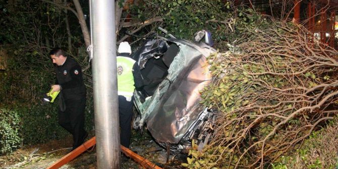 Beşiktaş’ta Meydana Gelen Trafik Kazasında 4 Kişi Yaralandı