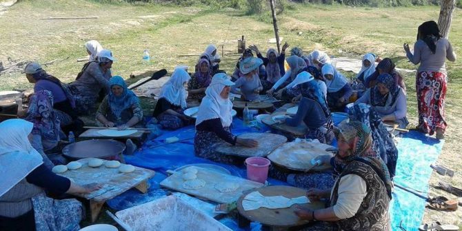 Köylü Kadınların Yağmur Adağı