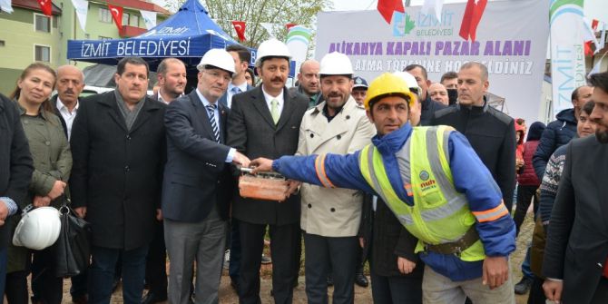 Alikahya Kapalı Pazarının Temeli Atıldı