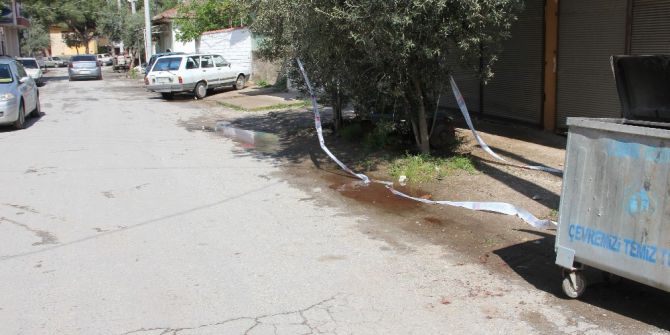 Alkollü Şahıs Dehşet Saçtı: 2 Ölü, 2 Yaralı