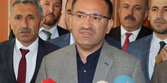 Bakan Bozdağ: "Chp’li Özkan’ın Polise Hakareti Büyük Bir Ahlaksızlık, Saygısızlıktır"