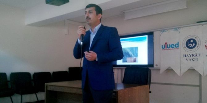 Hayrat Vakfından Osmanlı Türkçesi Ve Değerler Eğitimi Semineri